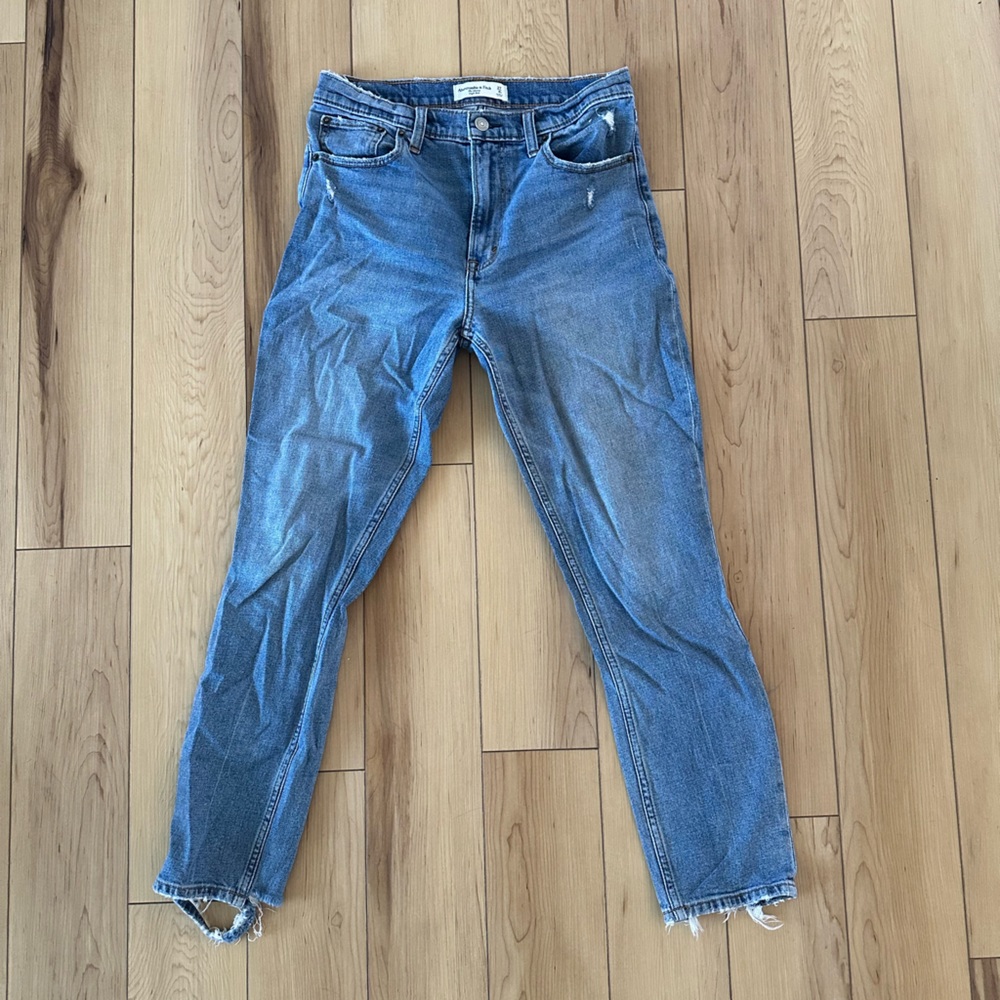 Abercrombie & Fitch Skinny High Rise Jeans
